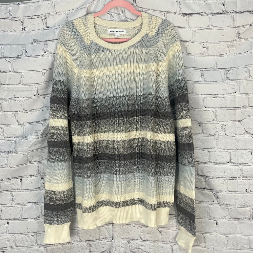 Amazon essentials sweater - Picture 2 of 5